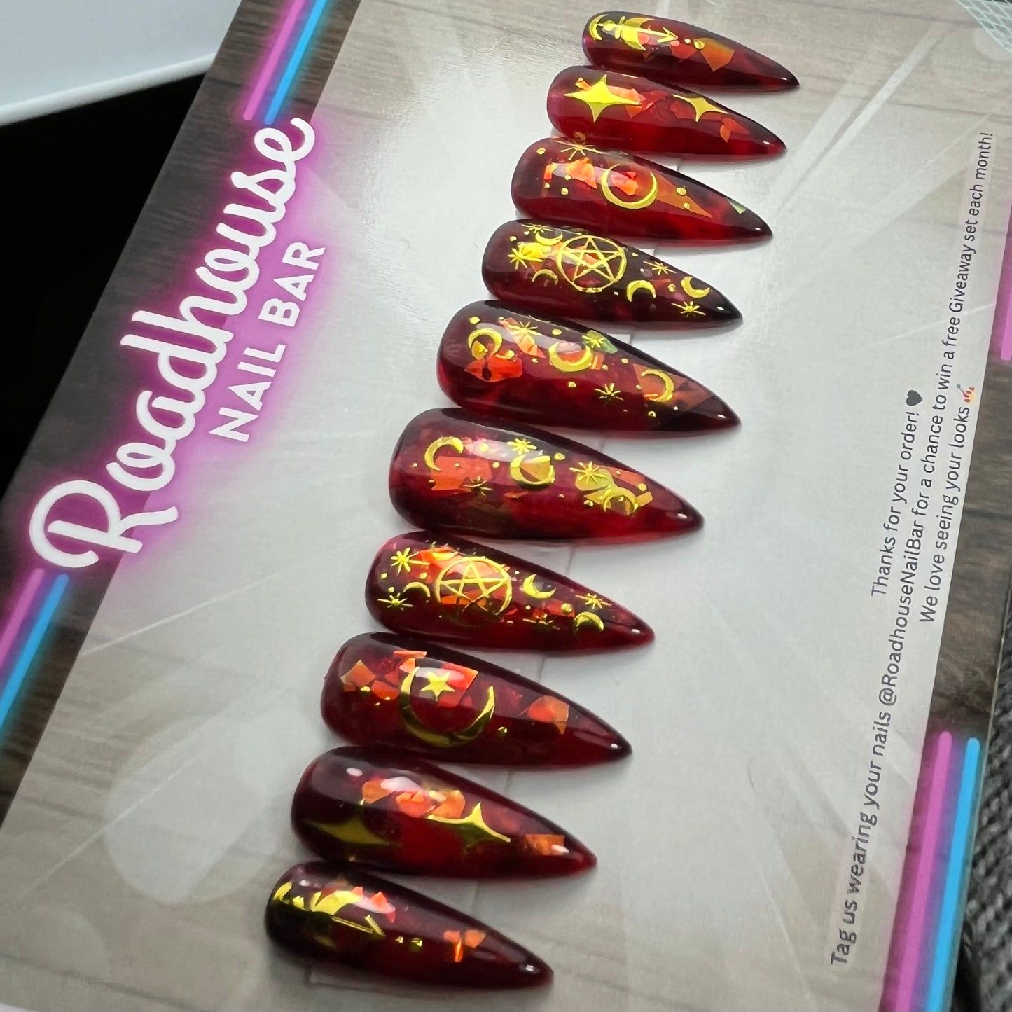 Blood Moon Press-On Nails β Red Aura Celestial Halloween Set (10pcs)