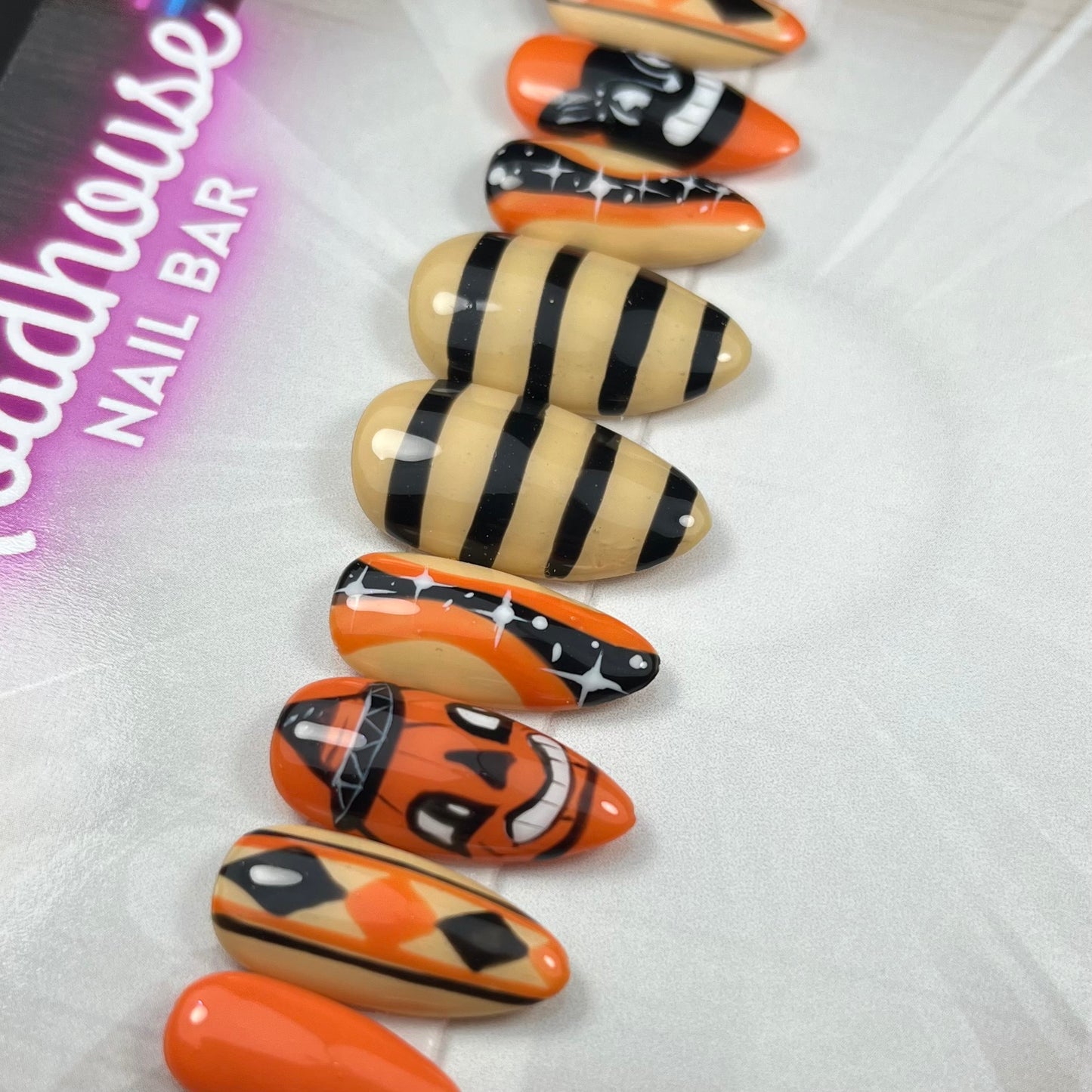 π Retro Spooky Halloween Press-On Nails β 1950s Vintage Cartoon Vibes (10pcs)