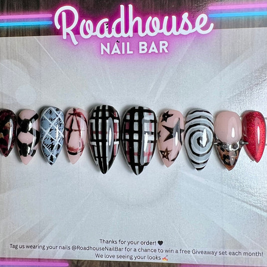 Punk Rock Anarchy Press-On Nails – Grunge Plaid & Studded Design (10pcs)