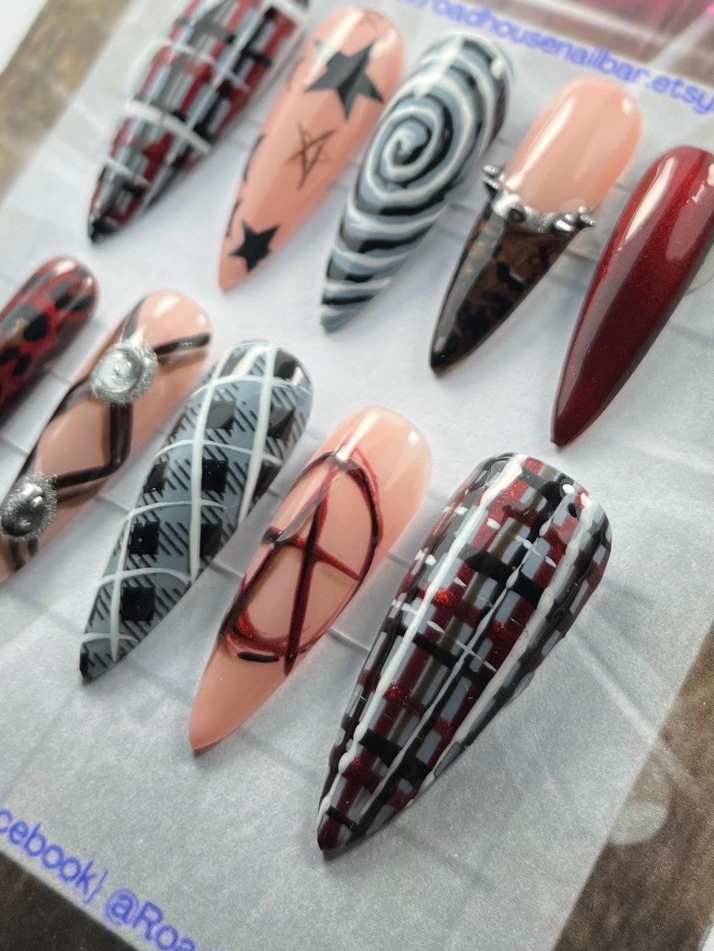 Punk Rock Anarchy Press-On Nails – Grunge Plaid & Studded Design (10pcs)