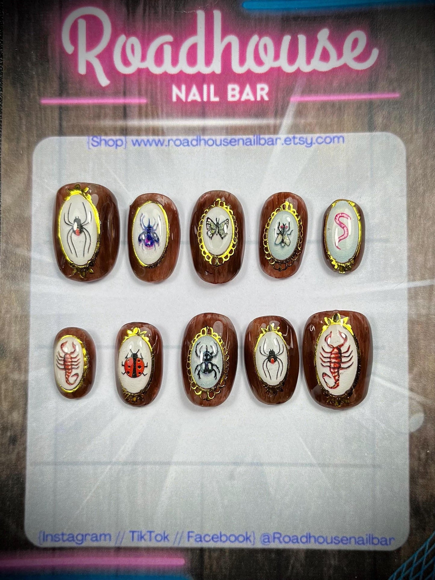 Custom Gothic Insect & Arachnid Press-On Nails β Victorian Bug & Spider Oddities Art (10pcs)