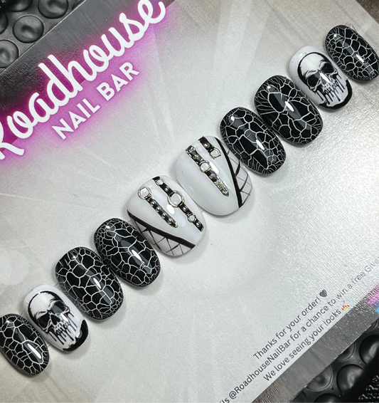Gothic Skull & Cracked Glass Press-On Nails – Black & White Alt Luxury Set (10pcs)