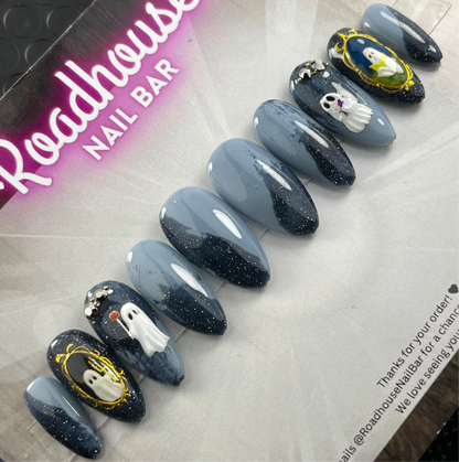 Ghost Gothic Press-On Nails – Hand-Painted Halloween Spooky Cute Alt Set (10pcs)
