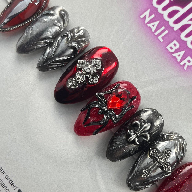 Venom Queen 10pc Press-On Nail Set
