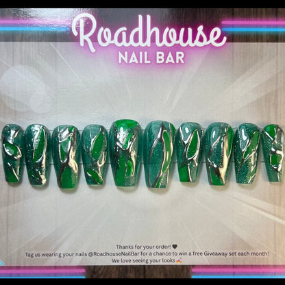 Green Melted Silver Chrome - Cybercore Nails