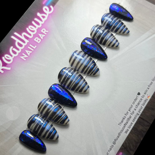 Blueberry Glaze - Blue Chrome Press-On Nails