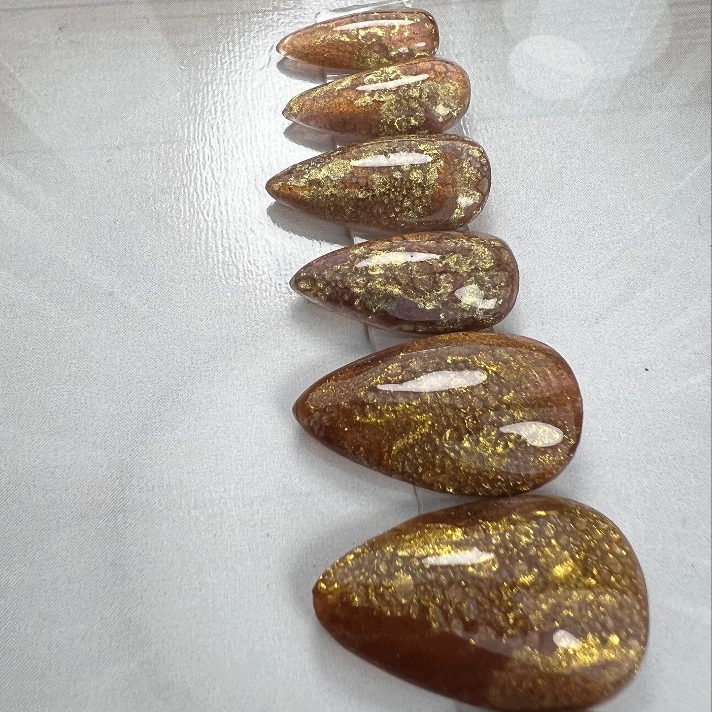 Molten Gold Luxury Press-On Nails - 10pc Nail Set