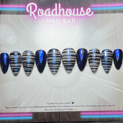 Blueberry Glaze - Blue Chrome Press-On Nails