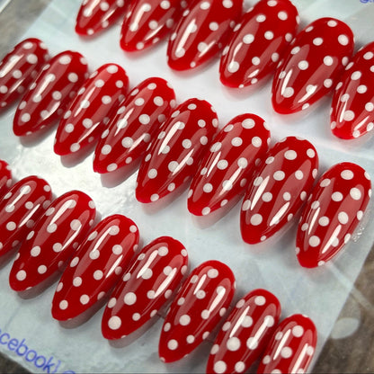 Vintage Classic Red Rockabilly Retro Press-On Nails. (24pcs)