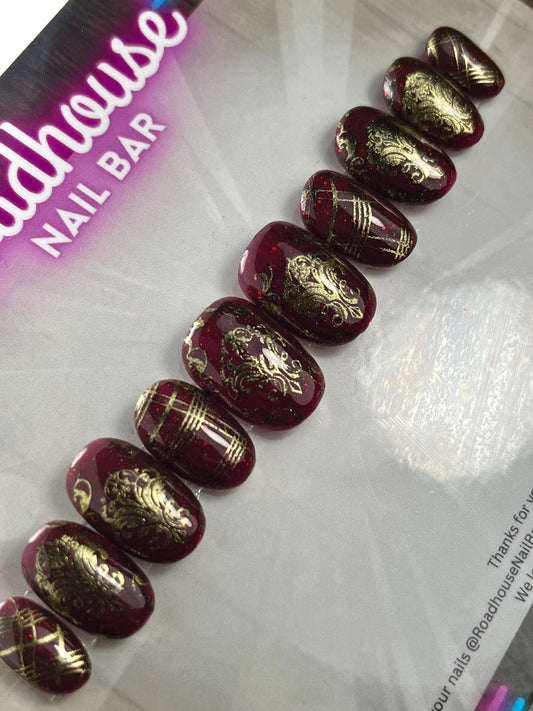 Victorian Red & Gold Christmas Press-On Nails – Hand-Painted 10pc