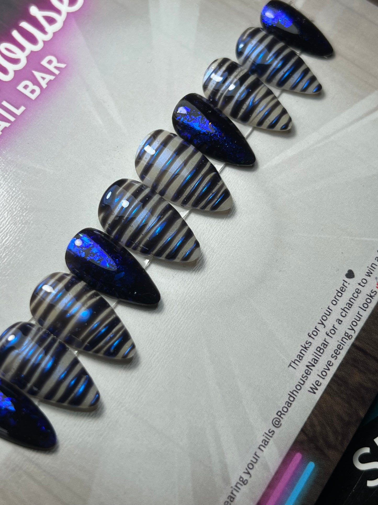 Blueberry Glaze - Blue Chrome Press-On Nails