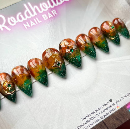 Fairycore Green & Amber Press-On Nails – Tree Bark Resin Look w/ Forest design (10pc Custom Set)