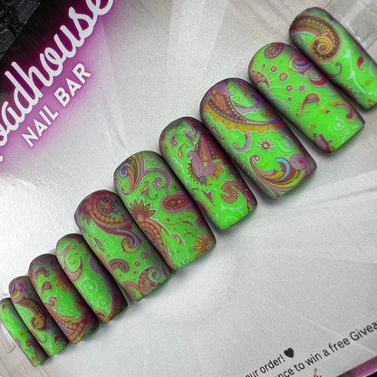 Sour Pop | Psychedelic Green Press-On Nails