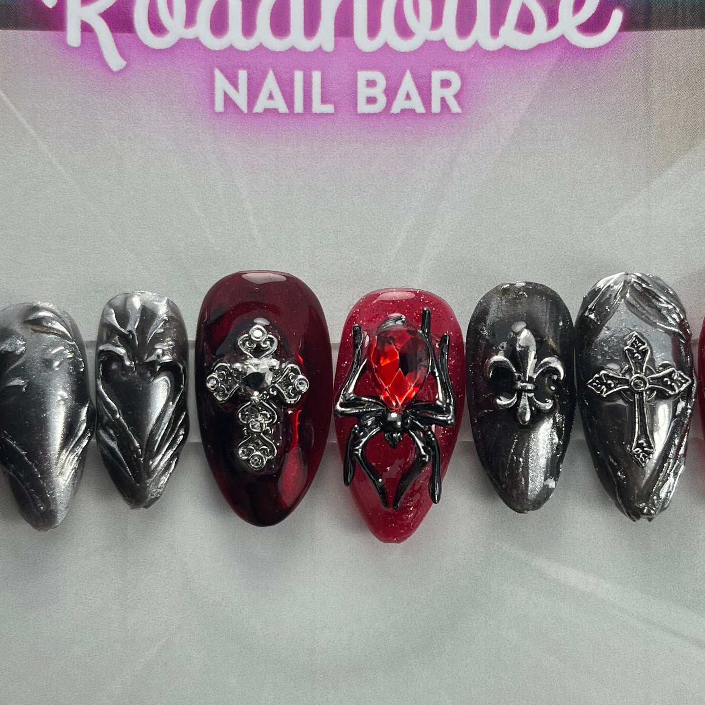 Venom Queen 10pc Press-On Nail Set