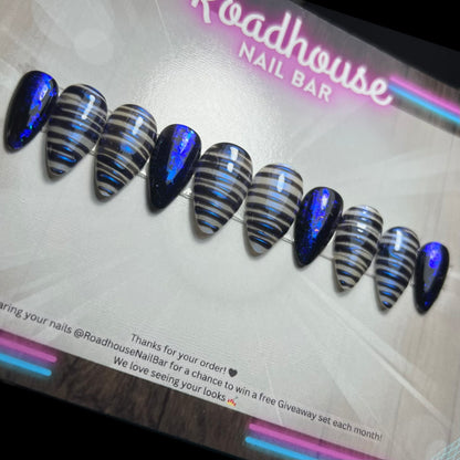 Blueberry Glaze - Blue Chrome Press-On Nails