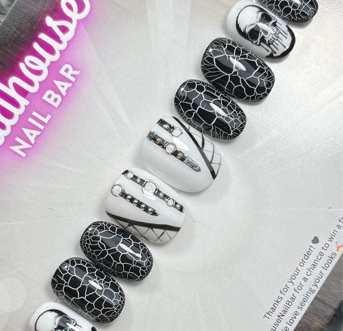 Gothic Skull & Cracked Glass Press-On Nails – Black & White Alt Luxury Set (10pcs)