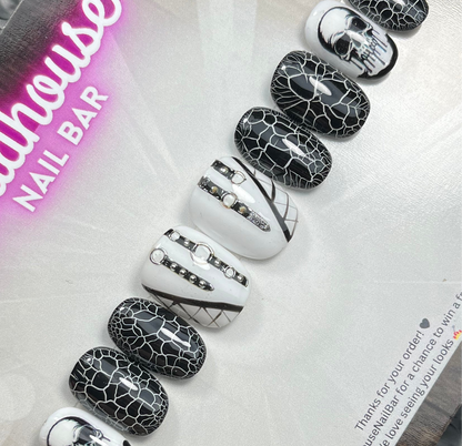 Gothic Skull & Cracked Glass Press-On Nails – Black & White Alt Luxury Set (10pcs)