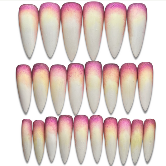 Nosferatu Ombre Press-On Nails – Gothic Sunset Vampire Gradient in Stiletto Shape (24pcs)