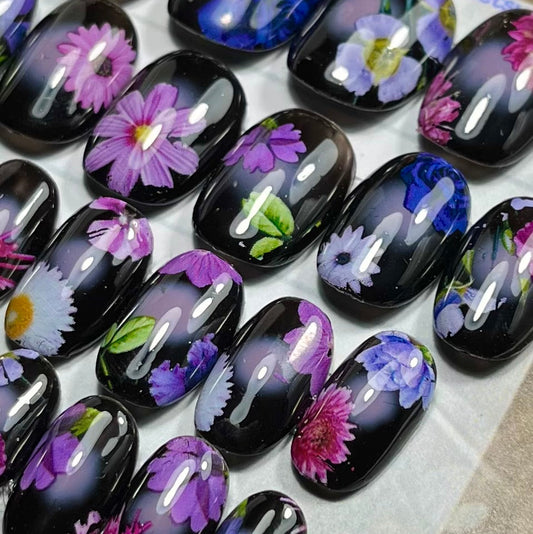 Gothic Floral Press-On Nails – Short Oval Cottagecore (24pcs)